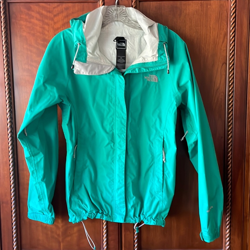 The North Face Hyvent 2.5L Rain Jacket